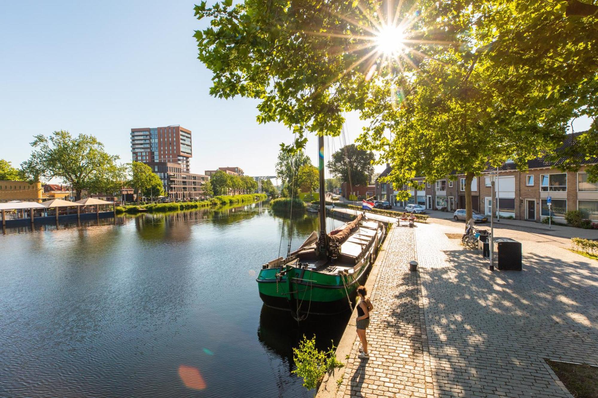 Petite Room With Wifi, Ac, And Shared Kitchen Tilburg Esterno foto