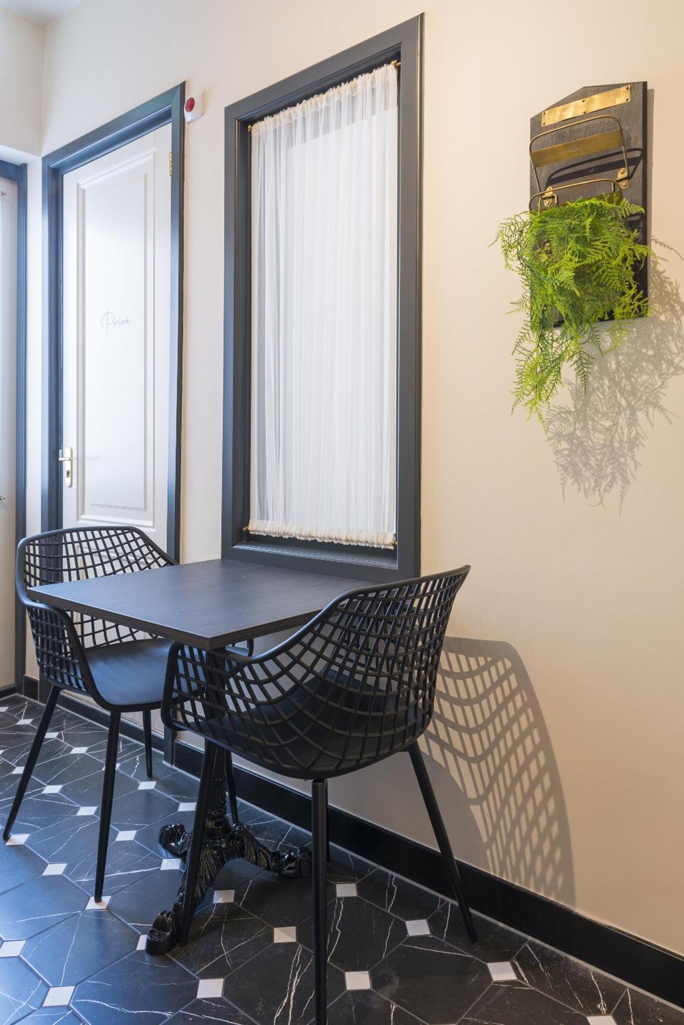 Petite Room With Wifi, Ac, And Shared Kitchen Tilburg Esterno foto