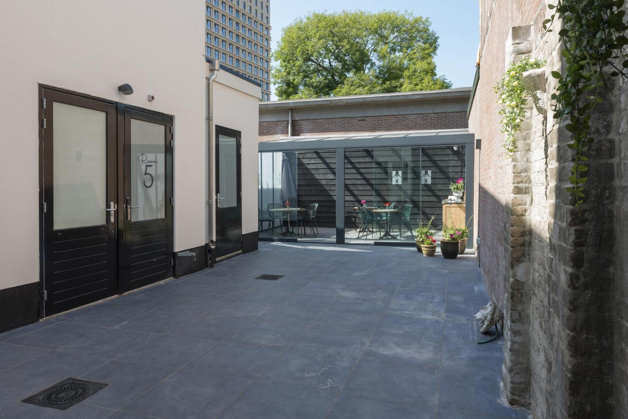 Petite Room With Wifi, Ac, And Shared Kitchen Tilburg Esterno foto