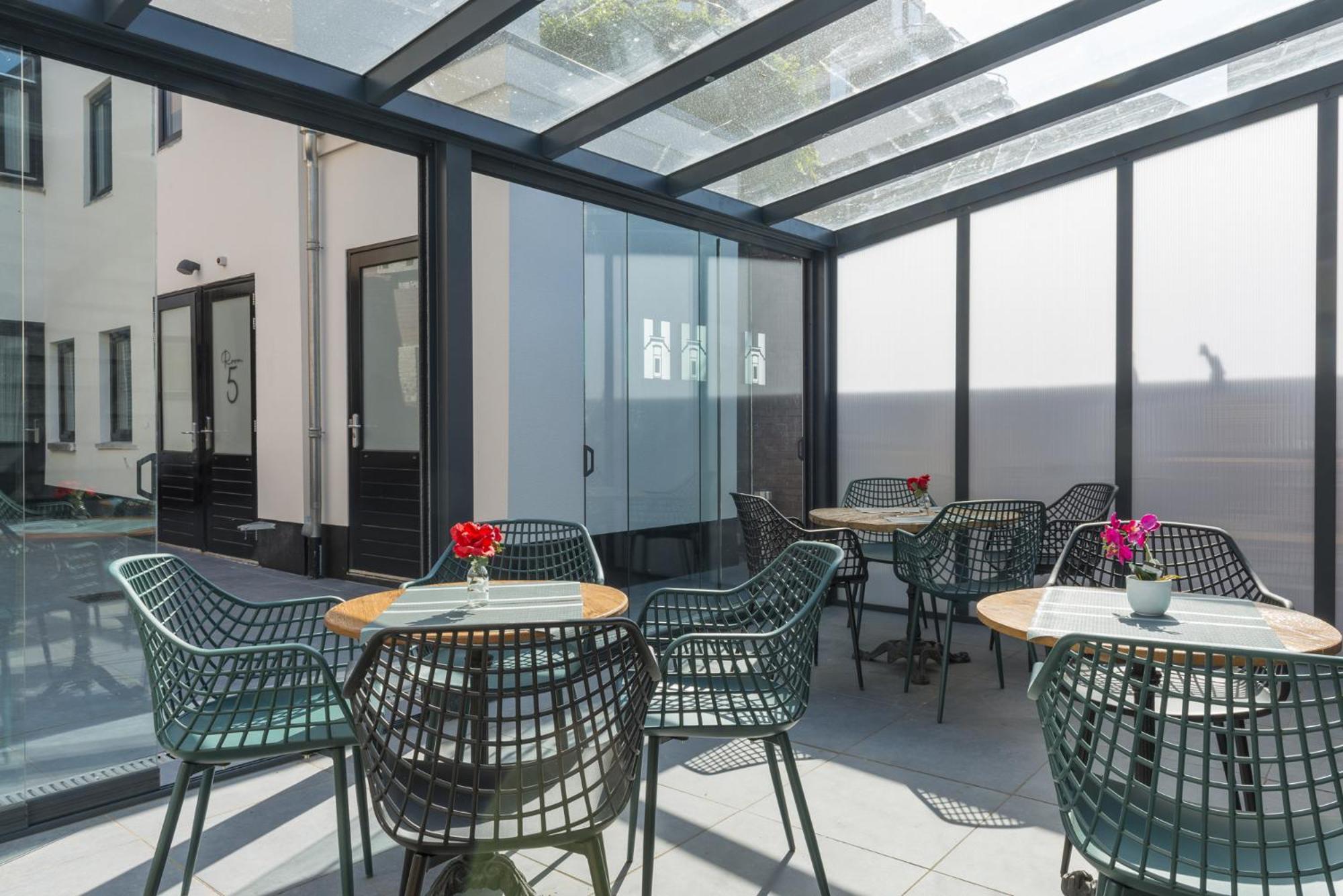 Petite Room With Wifi, Ac, And Shared Kitchen Tilburg Esterno foto